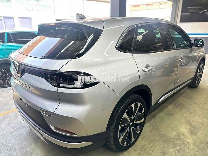 VF8 Plus pin SDI 2023 xe GF chất còn rất đẹp