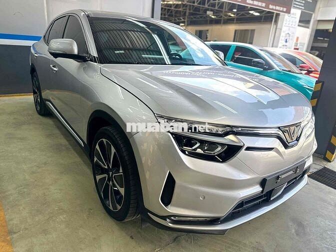 VF8 Plus pin SDI 2023 xe GF chất còn rất đẹp
