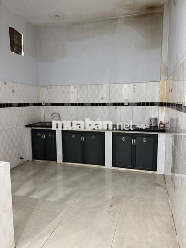 NHÀ RỘNG THOÁNG 4X9M TRỆT LẦU SÁT MẶT TIỀN ĐƯỜNG ÂU CƠ