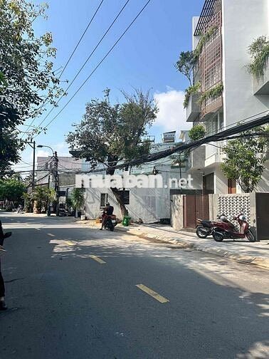BÁN ĐẤT TẶNG KÈM NHÀ MẶT TIỀN ĐƯỜNG PHÓ ĐỨC CHÍNH GẦN VƯƠNG THỪA VŨ