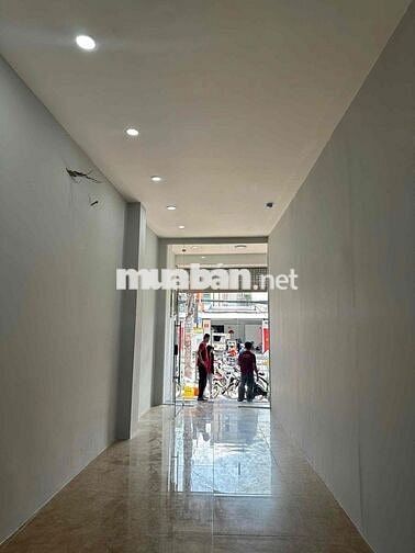 CHO THUÊ MẶT BẰNG MẶT TIỀN NGUYỄN THỊ THẬP QUẬN 7 - KINH DOANH TỰ DO
