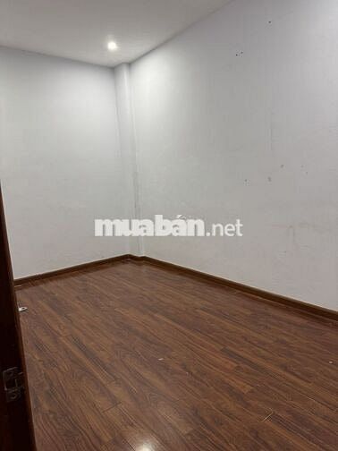 NHÀ RỘNG THOÁNG 4X9M TRỆT LẦU SÁT MẶT TIỀN ĐƯỜNG ÂU CƠ