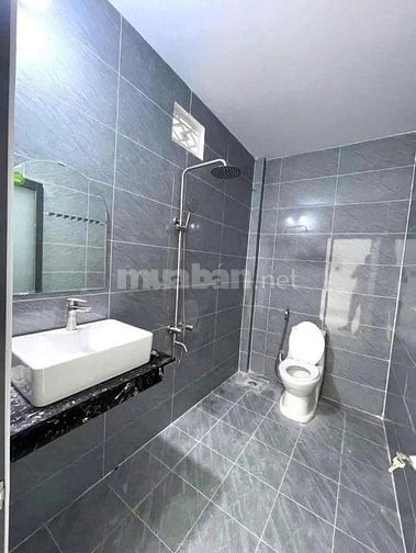 VietBank Chánh Hưng thanh lý nhà 1 trệt , 1 lầu , ở ngay KDC Gia Hòa .