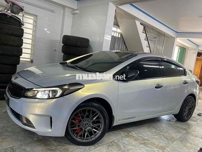 Kia Cerato 2017 2.0 AT - 68000 km