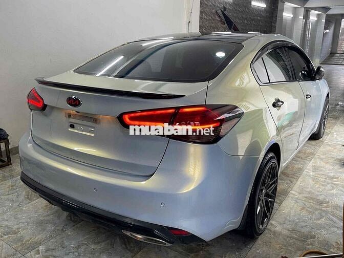 Kia Cerato 2017 2.0 AT - 68000 km