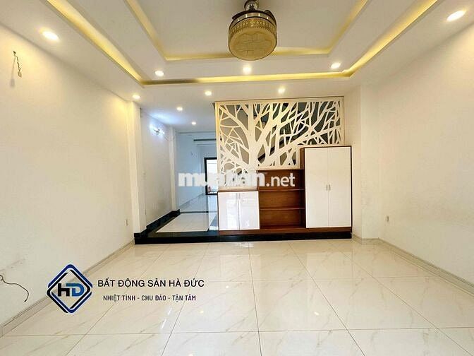 Nhà 2 lầu 5x18 khu đồng bộ gần UBND Quận 12