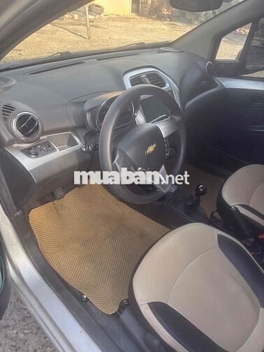 Chevrolet Spark LT 2018 Bạc