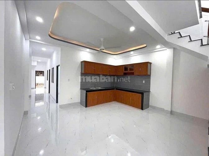 VietBank Chánh Hưng thanh lý nhà 1 trệt , 1 lầu , ở ngay KDC Gia Hòa .
