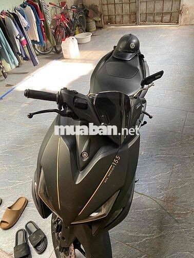 Yamaha NVX màu Đen