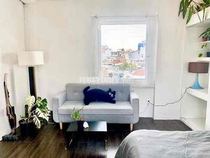 1PN CỬA SỔ RỘNG DECOR KIỂU HOMESTAY GẦN CHỢ BẾN THÀNH CHỈ 5-10 PHÚT