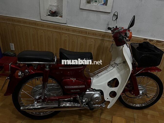Honda Super Cub Đỏ trắng
