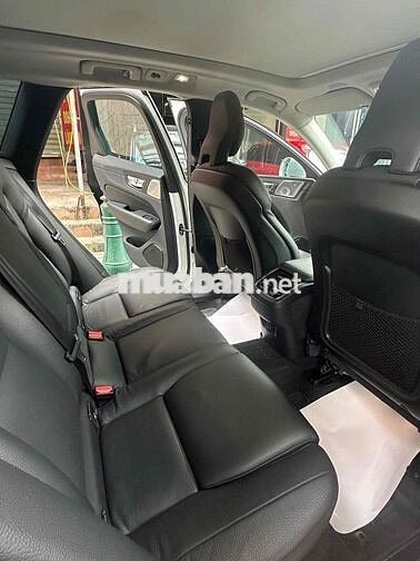 Volvo XC60 2022 B6 9000 km Trắng