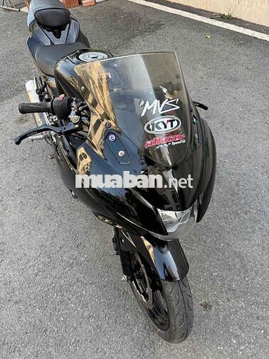 Suzuki GSX R150 2018 máy zin biển thành phố