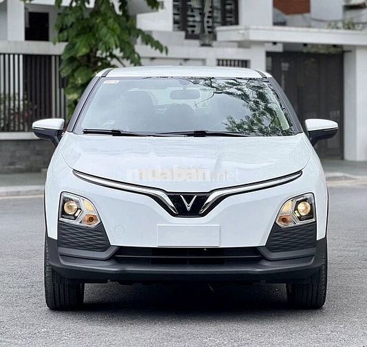 VinFast VF5 trả trước 79 triệu nhận xe