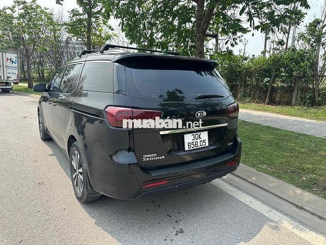 Kia Sedona 2016 Dầu 240000 km Đen