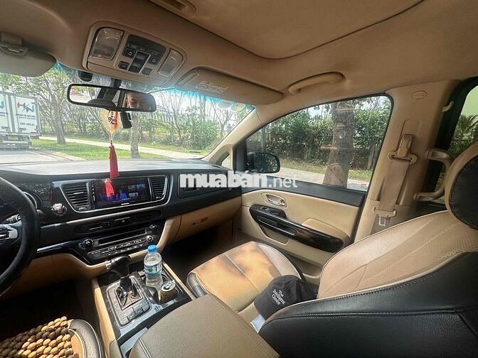 Kia Sedona 2016 Dầu 240000 km Đen