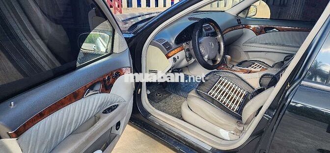 Mercedes-Benz E240 2002 Đen