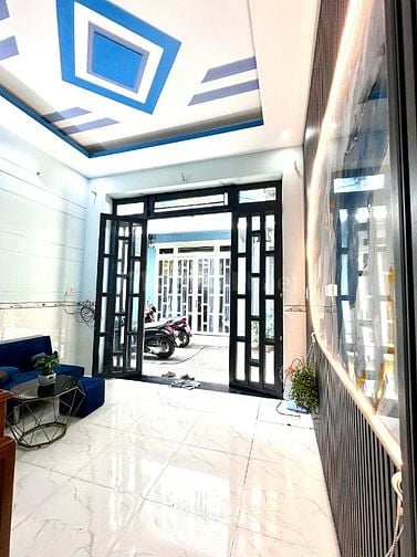 BÁN NHÀ KIÊN CỐ 4X9M HẺM XE HƠI 700TR 1 TRỆT 1 LẦU 