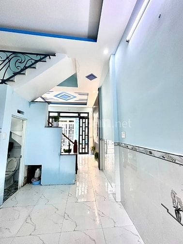 BÁN NHÀ KIÊN CỐ 4X9M HẺM XE HƠI 700TR 1 TRỆT 1 LẦU 