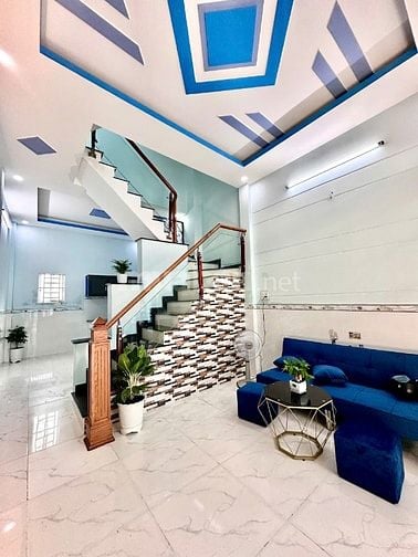 BÁN NHÀ KIÊN CỐ 4X9M HẺM XE HƠI 700TR 1 TRỆT 1 LẦU 