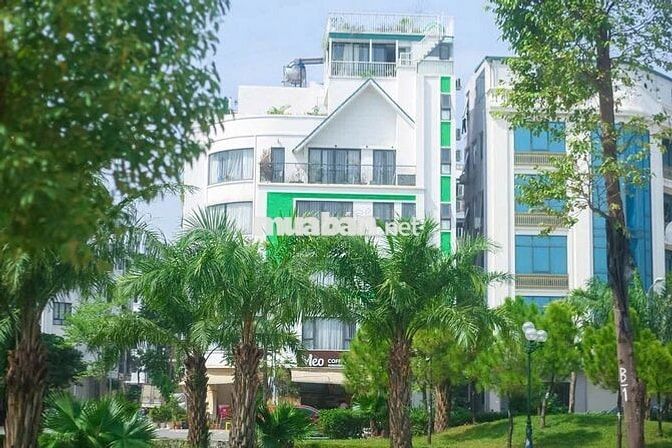 Cho thuê nhà Lô Góc, Ngọc Thuỵ, Kinh doanh đỉnh. Giá mềm