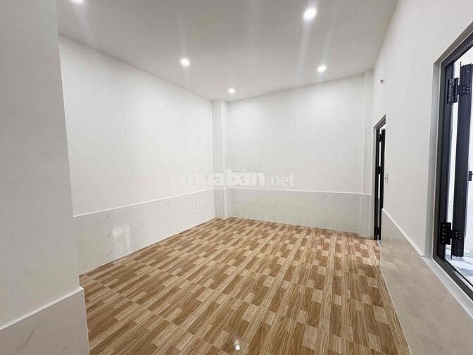 NHÀ NGUYÊN CĂN LỐI ĐI RIÊNG 1 PHÒNG NGỦ TÁCH BẾP SÂN RIÊNG CHƯA NTHẤT