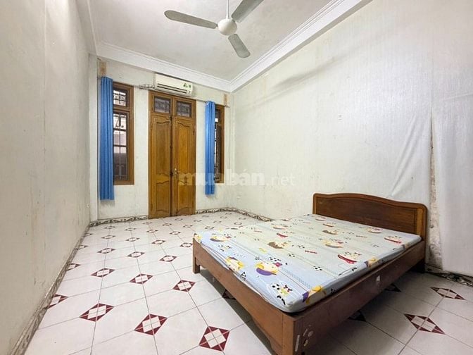 Bán nhà mặt phố Vương Thừa Vũ, Thanh Xuân 65m, 3 tầng, mt 5m. Giá: 33