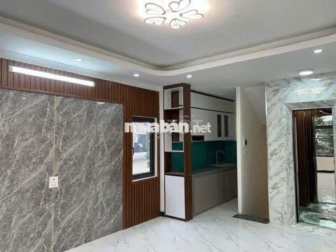 Cho thuê nhà Phúc Lợi, 6 tầng, thang máy, gara ô tô, full nội thất