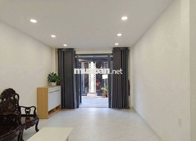 BÁN NHÀ ĐẸP PHẠM THẾ HIỂN - HẺM THÔNG - 2 TẦNG 3PN - 63M2 - HƠN 5 TỶ