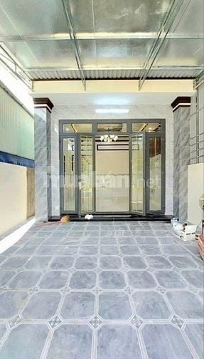 VietBank Chánh Hưng thanh lý căn nhà ngay chợ Qui Đức , shr ,giá 920tr