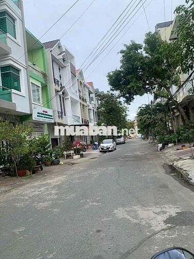 Nhà 4pn full nội thất KDC Hưng Phú 1