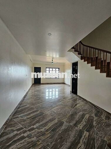 🏡 HOT! CHO THUÊ NHÀ NGUYÊN CĂN NGỌC THỤY – 82m² x 3t –GIÁ CHỈ 13.5TR