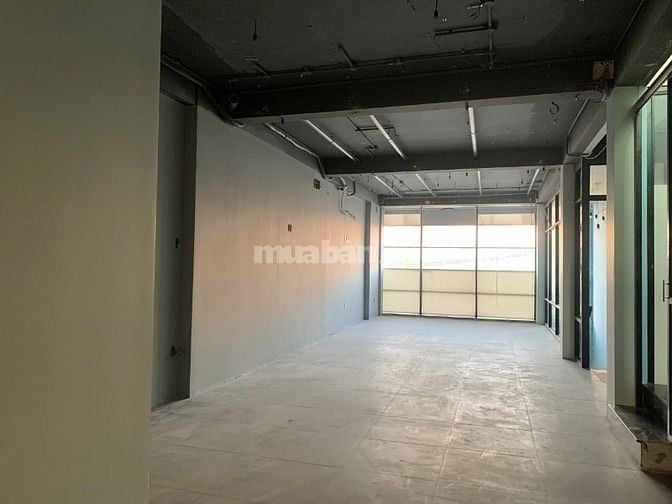 Tôi bán gấp nhà 3lau,MT Phạm Hùng,Q8,5.5x17m,đẹp,cho thuê ngay,17ty