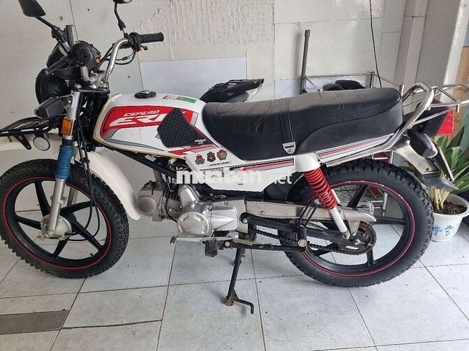 Honda Win Detech màu Trắng