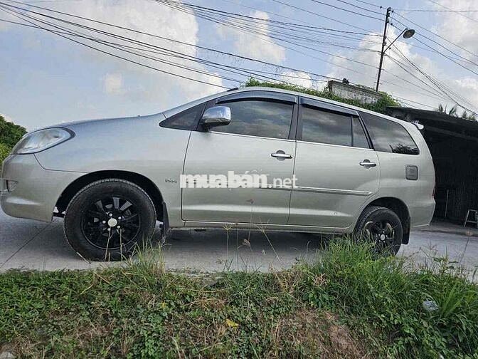 Toyota Innova 2008 Bạc 7 chỗ