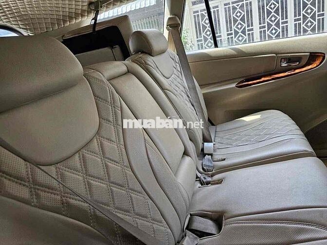 Toyota Innova 2008 Bạc 7 chỗ
