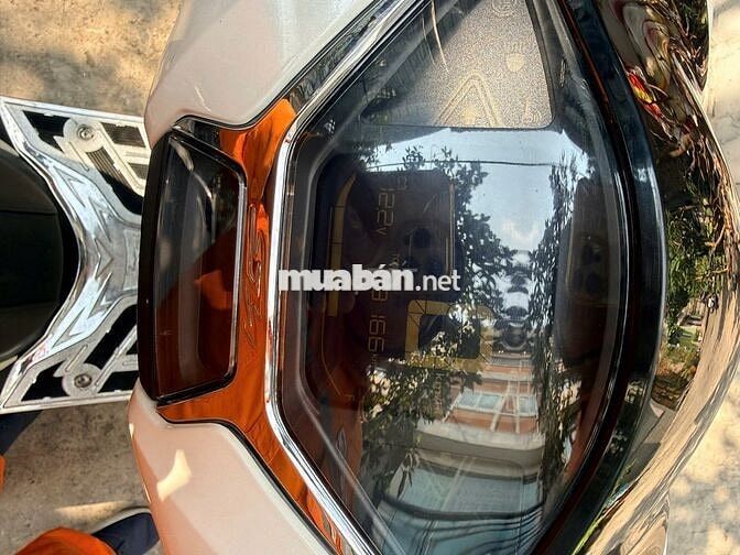 Honda SH150i Trắng Chính Chủ BSTP - ODO 9000