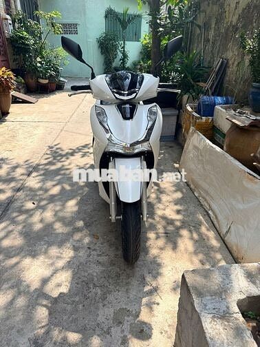 Honda SH150i Trắng Chính Chủ BSTP - ODO 9000
