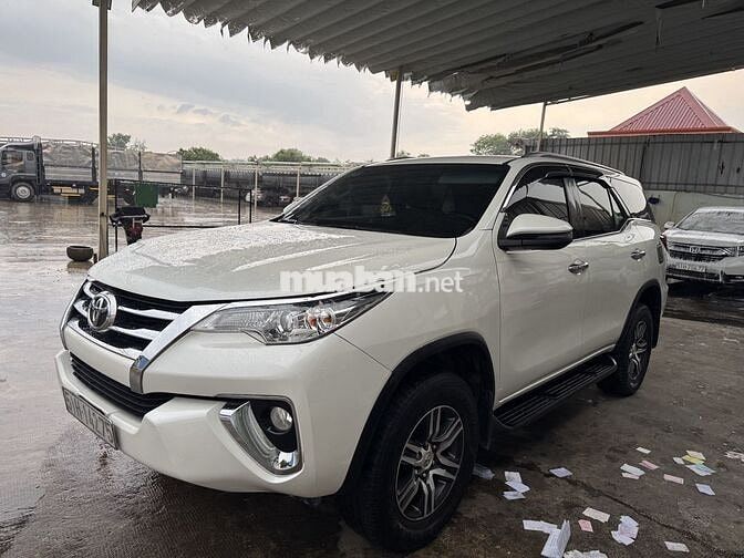 Toyota Fortuner 2019 Trắng