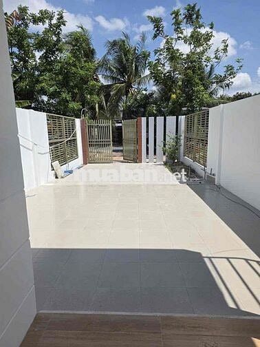 NHÀ TRỆT CHO THUÊ CÓ SÂN VƯỜN - SÂN SAU