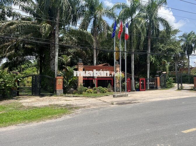 Đất mt Đường Nguyễn Thị Náo ngay resort THÔN KINH ĐÔNG