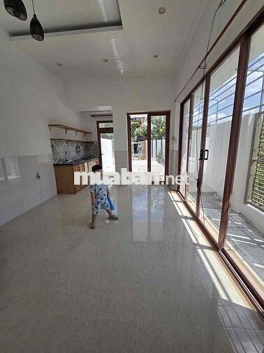 NHÀ TRỆT CHO THUÊ CÓ SÂN VƯỜN - SÂN SAU