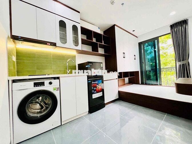 Khai trương nhà đẹp miễn chê ngay mặt phố Trịnh Văn Bô - CĐ FPT