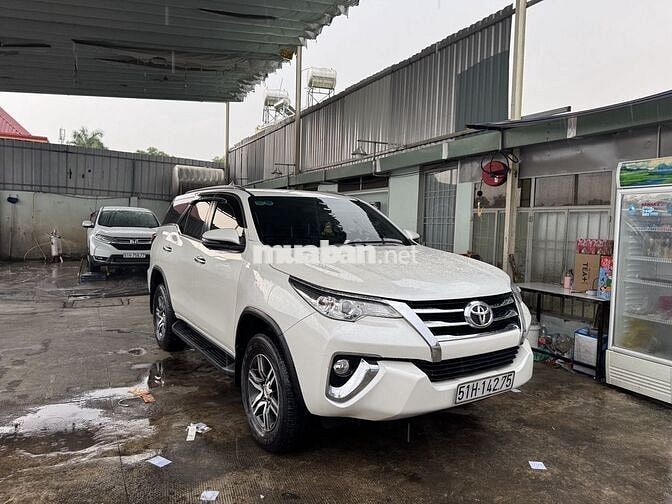 Toyota Fortuner 2019 Trắng