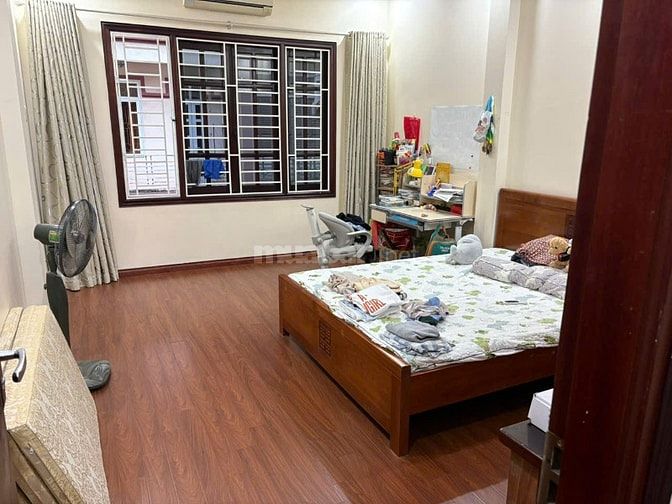 Bán nhà 5 tầng ngõ 152 Võ Chí Công, Tây Hồ, Hà Nội, xe 16c vào nhà 