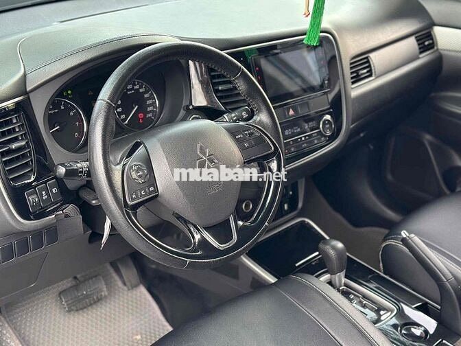 Mitsubishi Outlander 2019 2.0L CVT 52.000km Xám