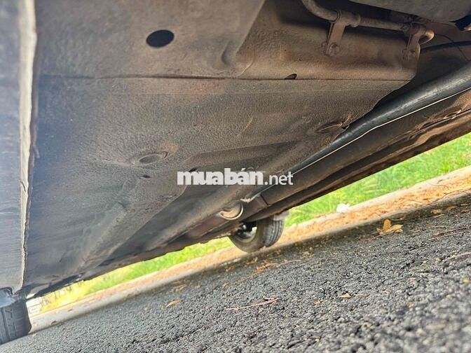 Daewoo Gentra Đen Số sàn 5 chỗ