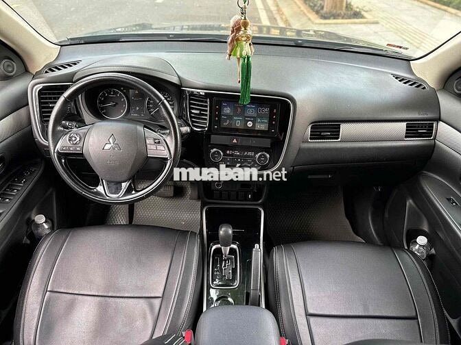Mitsubishi Outlander 2019 2.0L CVT 52.000km Xám