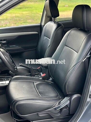 Mitsubishi Outlander 2019 2.0L CVT 52.000km Xám