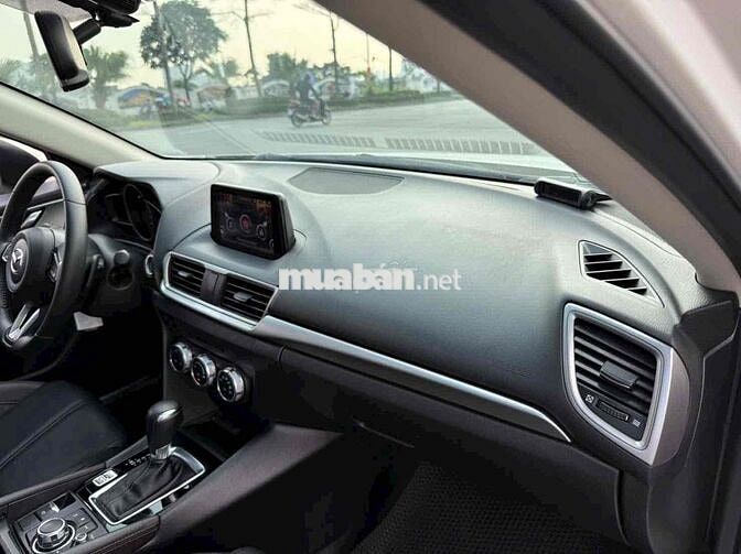 Mazda 3 2019 1.5 Luxury 70000 km Trắng